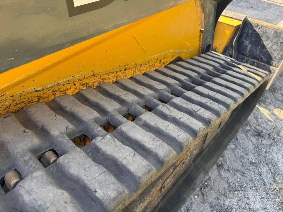 John Deere 325G Міні-навантажувачі
