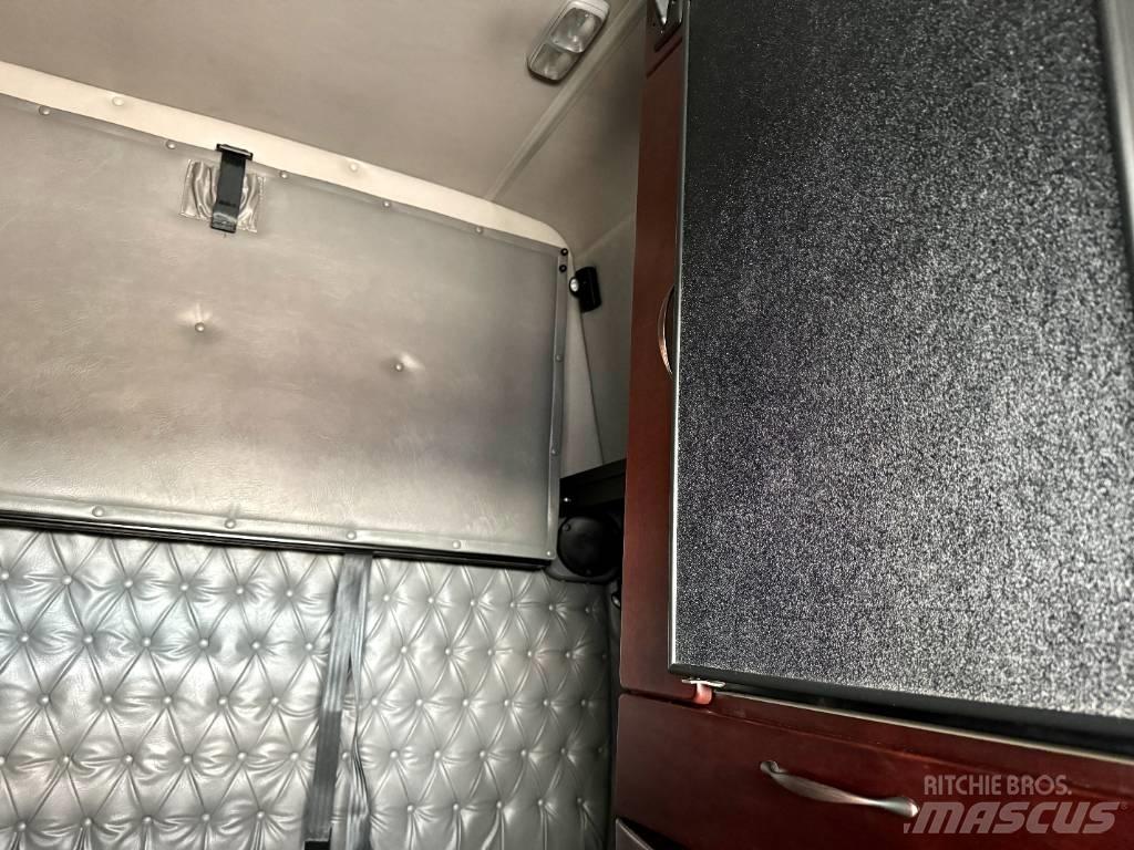 Western Star 4900 Тягачі
