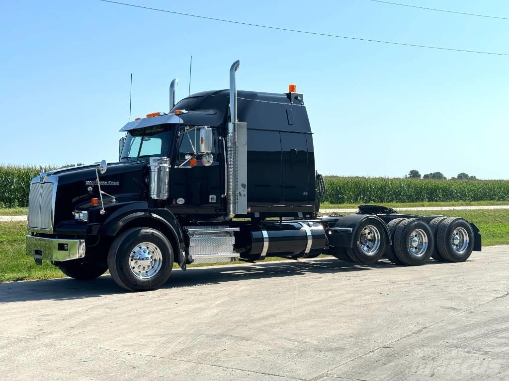 Western Star 4900 Тягачі