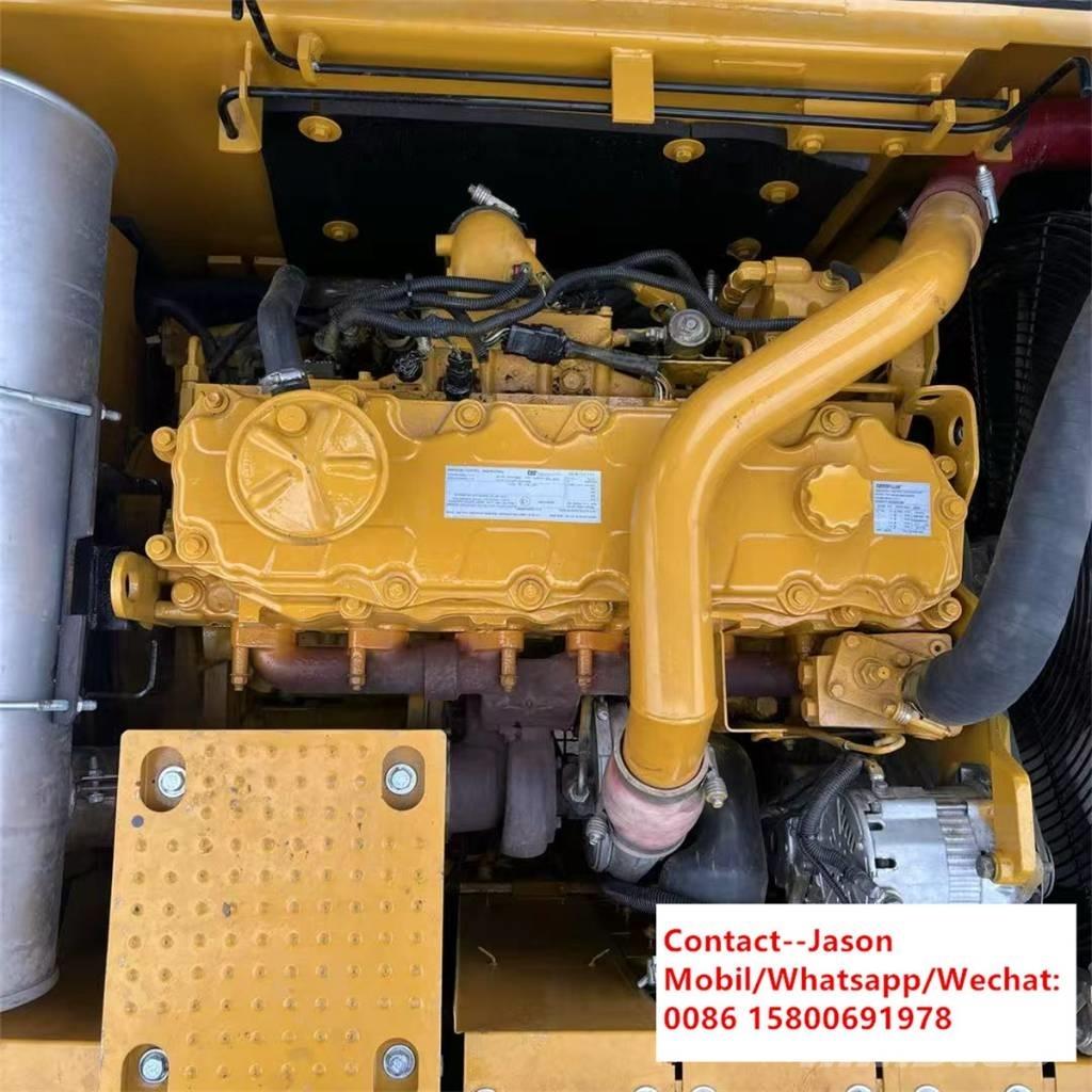 CAT 320D2L Гусеничні екскаватори