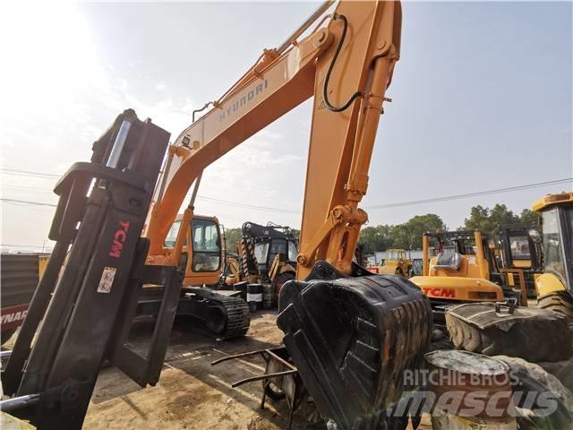 Hyundai R300LC-7 Гусеничні екскаватори