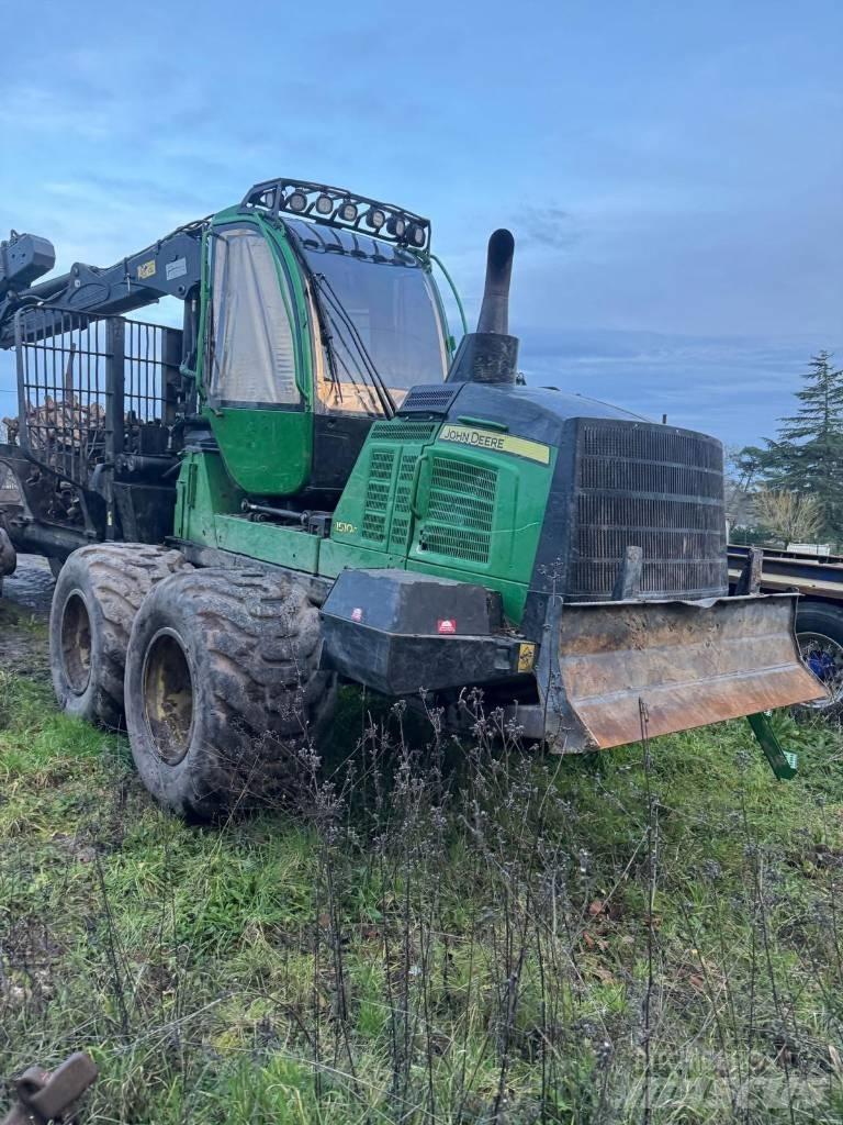 John Deere 1510G Форвардери