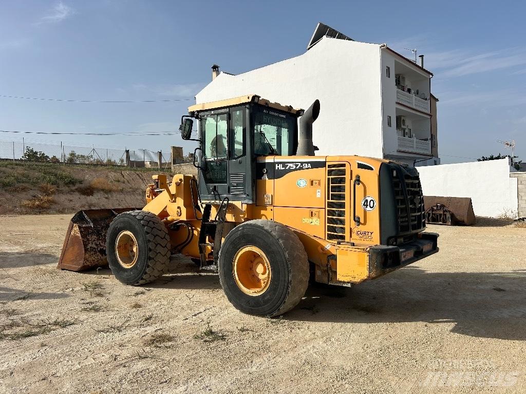 Hyundai HL 757-9 A Фронтальні навантажувачі
