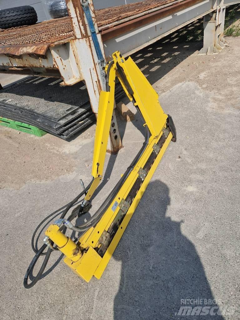 New Holland CX 8090 Зернозбиральні комбайни
