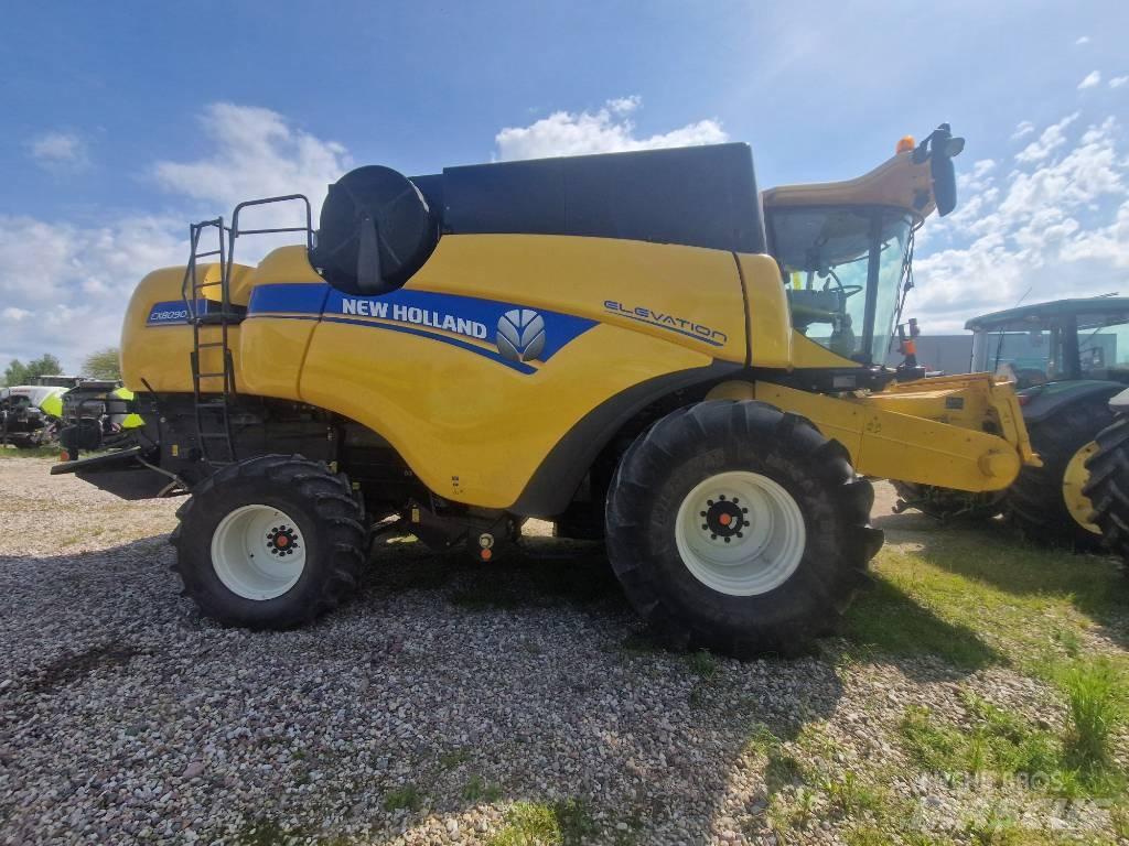 New Holland CX 8090 Зернозбиральні комбайни