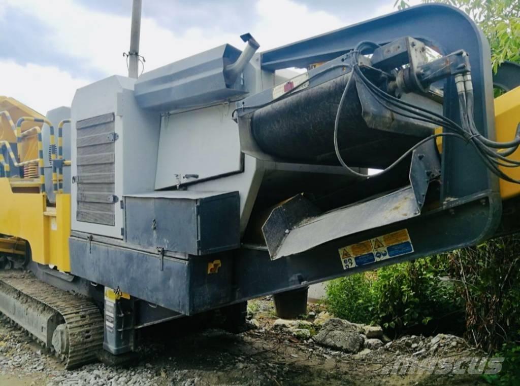 Sandvik QJ 240 Мобільні дробарки