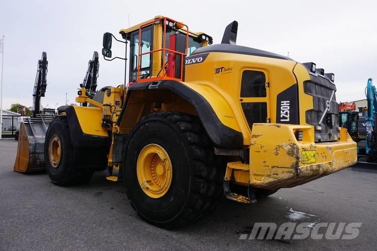 Volvo L250H Фронтальні навантажувачі