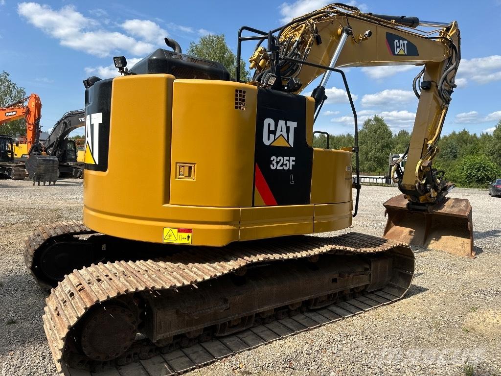 CAT 320FL Гусеничні екскаватори