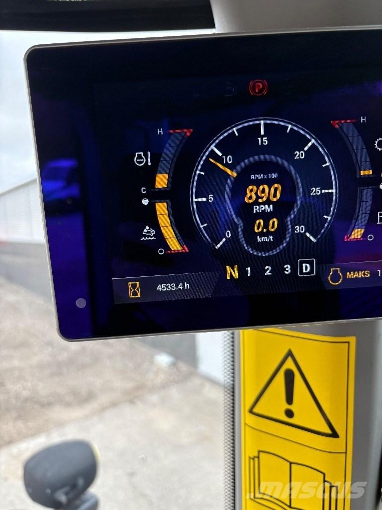 CASE 721G Фронтальні навантажувачі