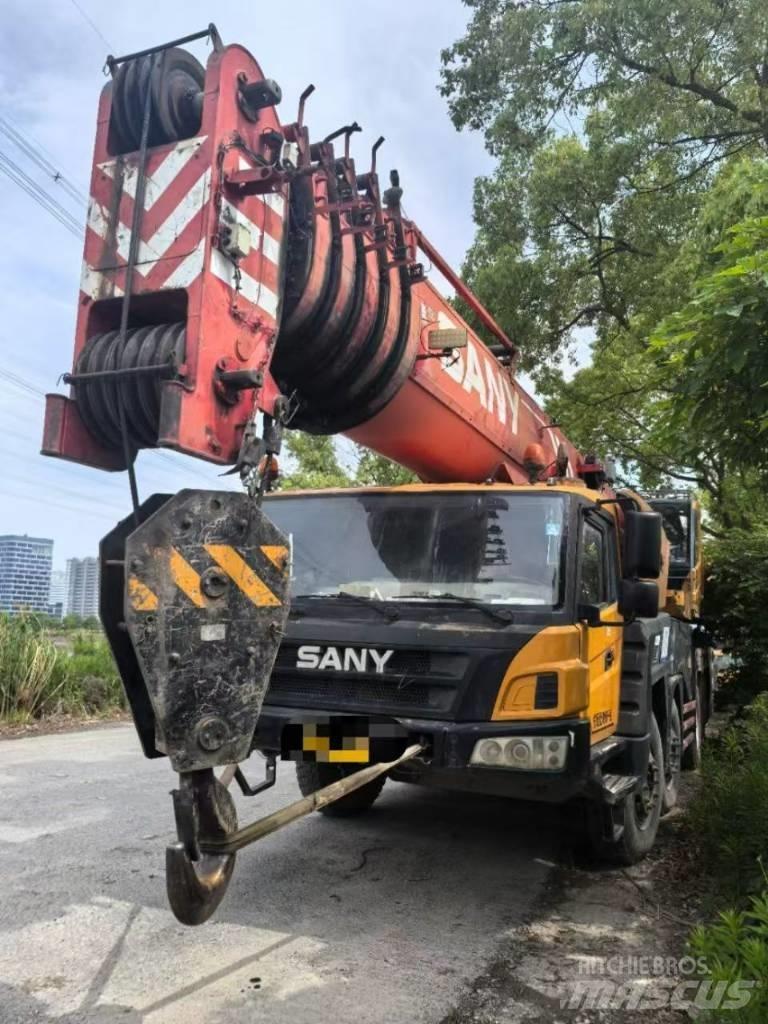 Sany STC 1000 автокрани