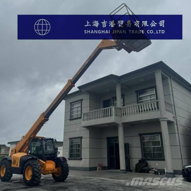 JCB 535-95 Телескопічні навантажувачі