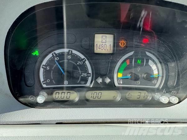 New Holland T7.210 Трактори