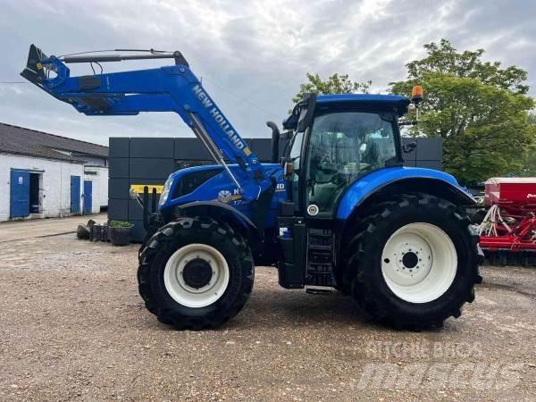New Holland T7.225 Трактори