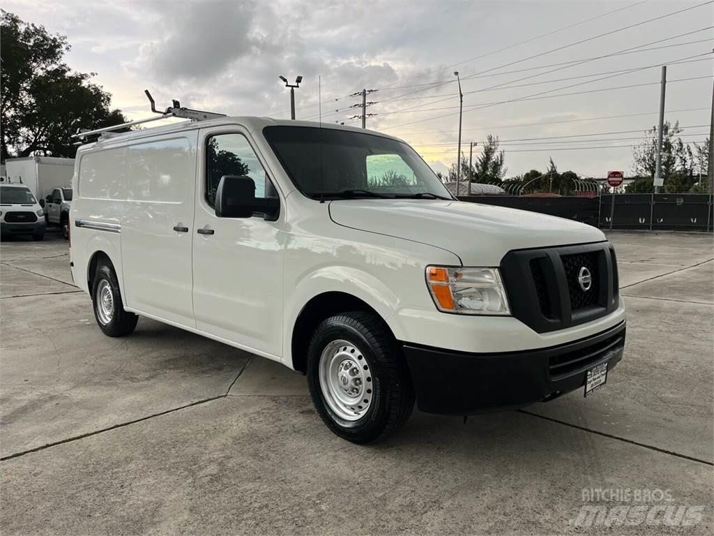 Nissan NV Контейнер