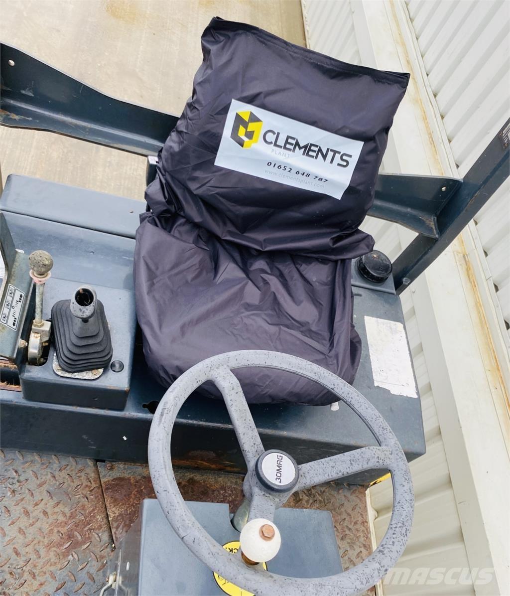 Bomag BW135AD Котки тротуарні