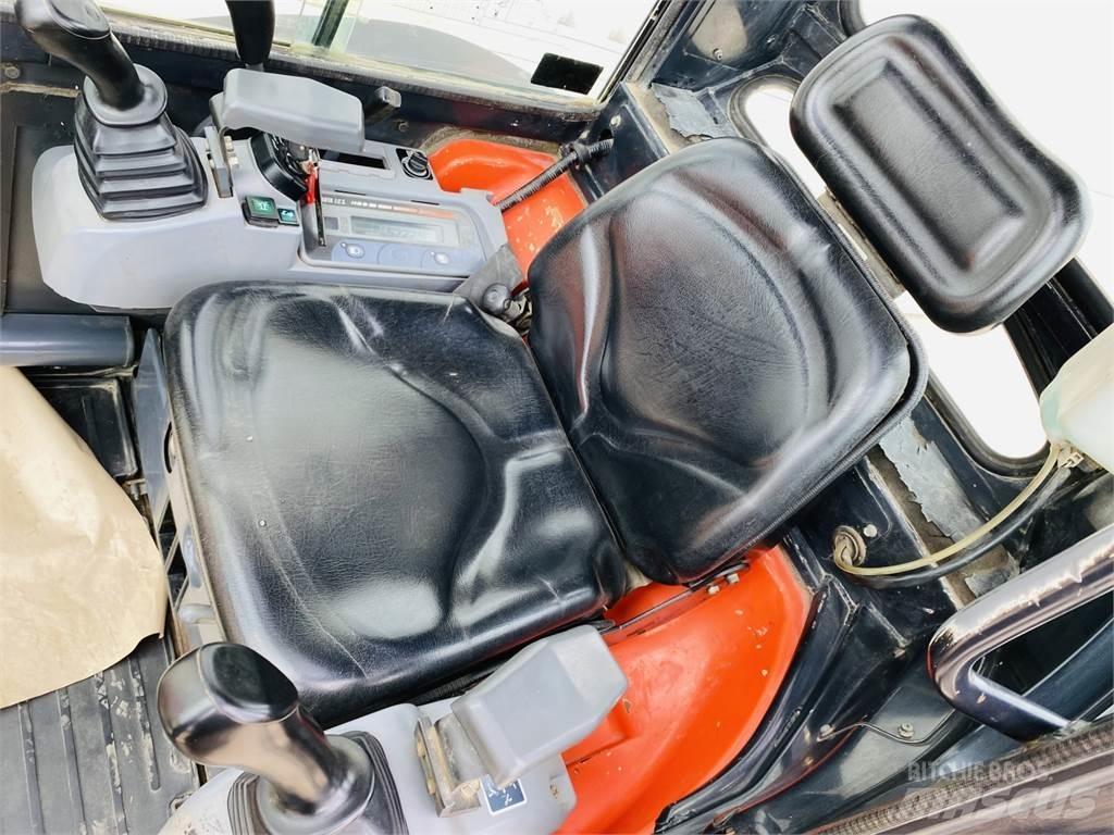 Kubota U25-3EU Міні-екскаватори < 7т