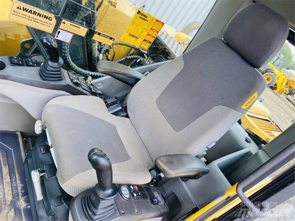 Volvo EC140CL Гусеничні екскаватори