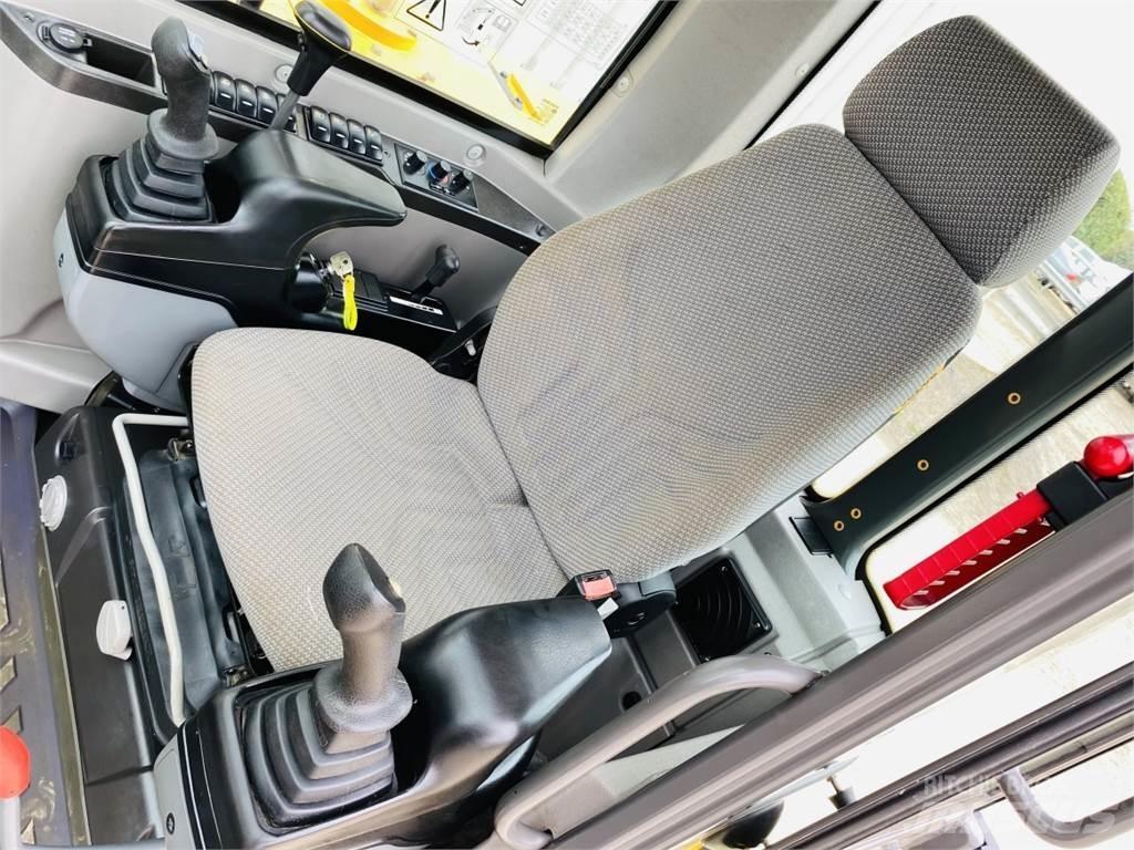 Volvo EC55C Середні екскаватори 7т. - 12т.