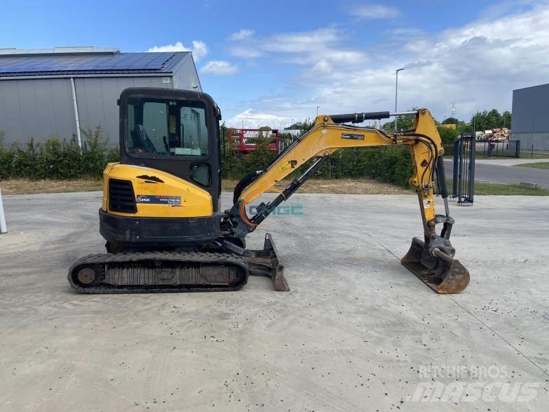 Bobcat E 35 Колісні екскаватори