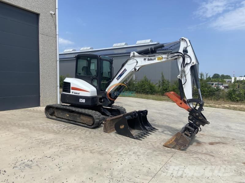 Bobcat E 50 Колісні екскаватори