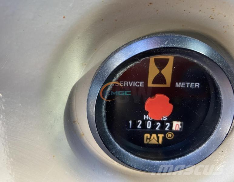 CAT 321C LCR Колісні екскаватори