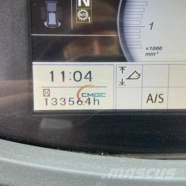 Hitachi ZW310 Фронтальні навантажувачі