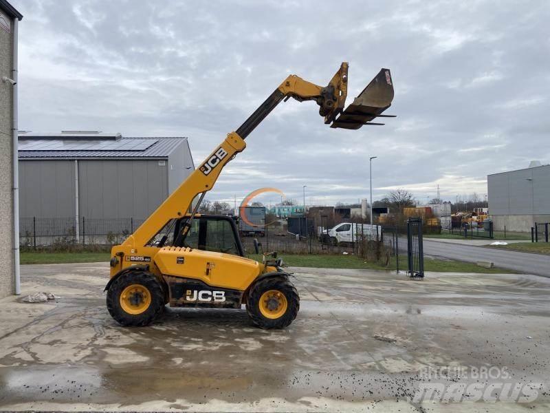 JCB 525.60 Телескопічні навантажувачі