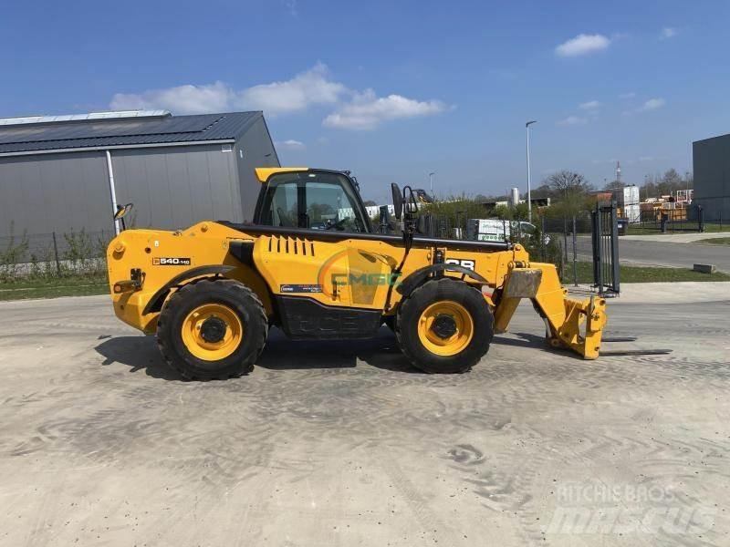 JCB 540-140 Телескопічні навантажувачі