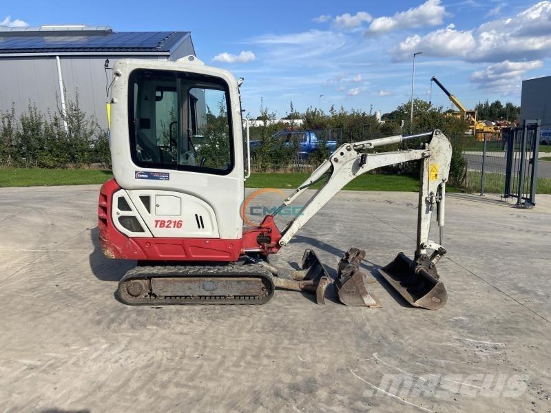 Takeuchi TB216 Колісні екскаватори