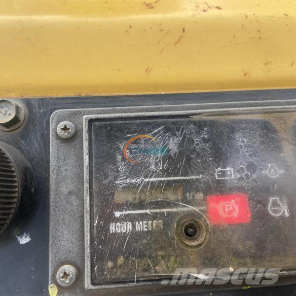 Yanmar C 30 R Кар`єрні самоскиди