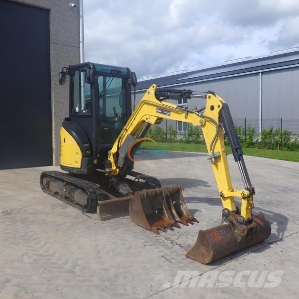Yanmar VIO 26-6 Колісні екскаватори
