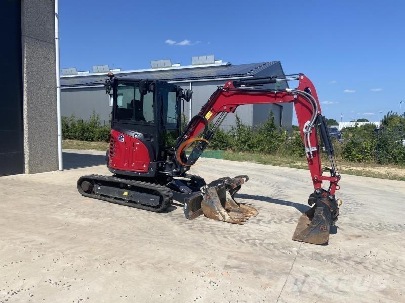 Yanmar VIO38-6 Колісні екскаватори