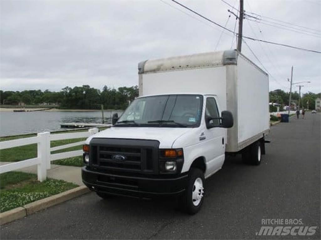 Ford E350 Фургони