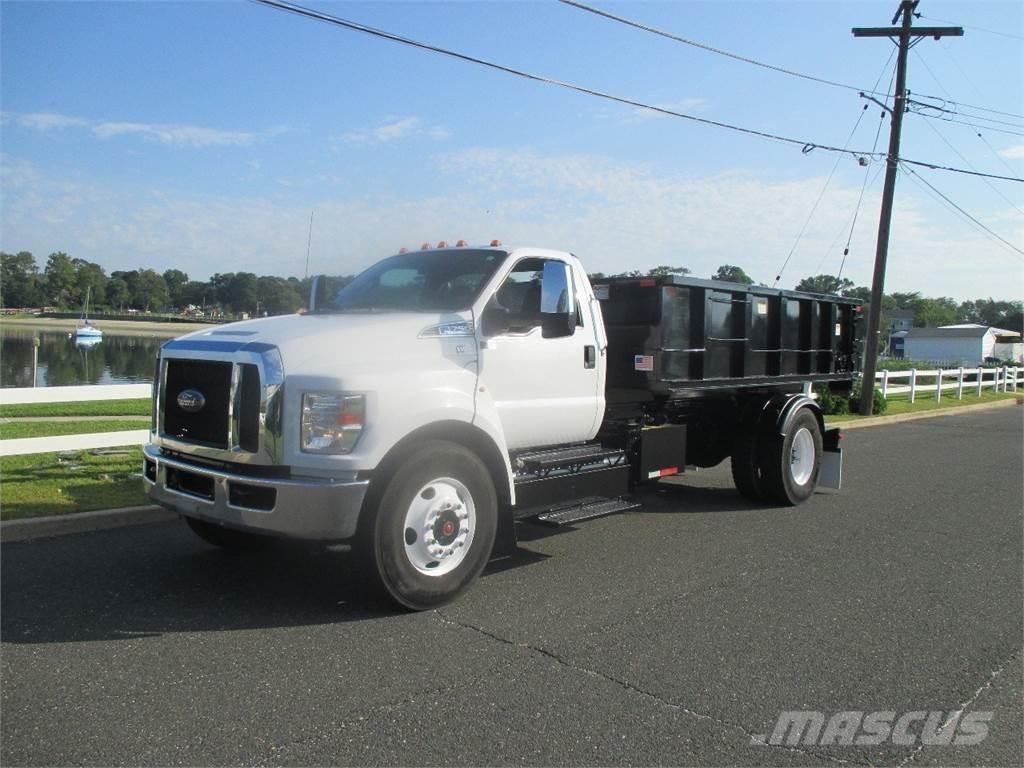 Ford F750 Вантажівки з гаковим підйомом