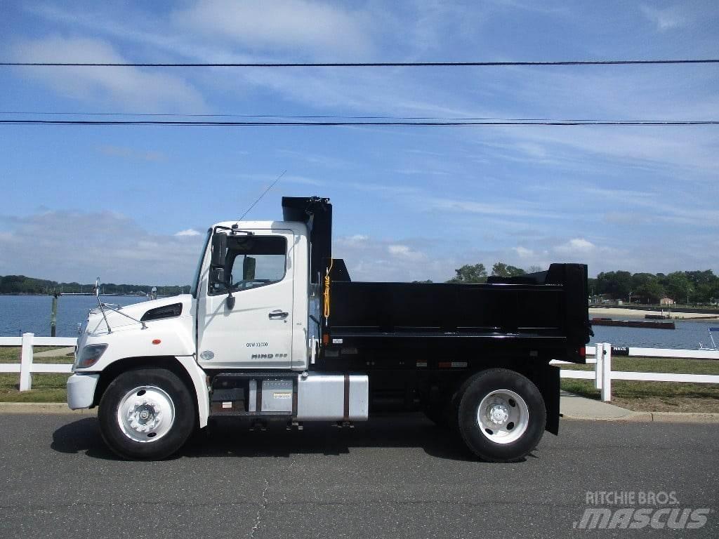 Hino 338 Самоскиди