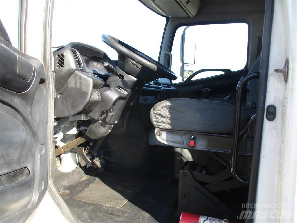 Hino 338 Вантажівки для тріски
