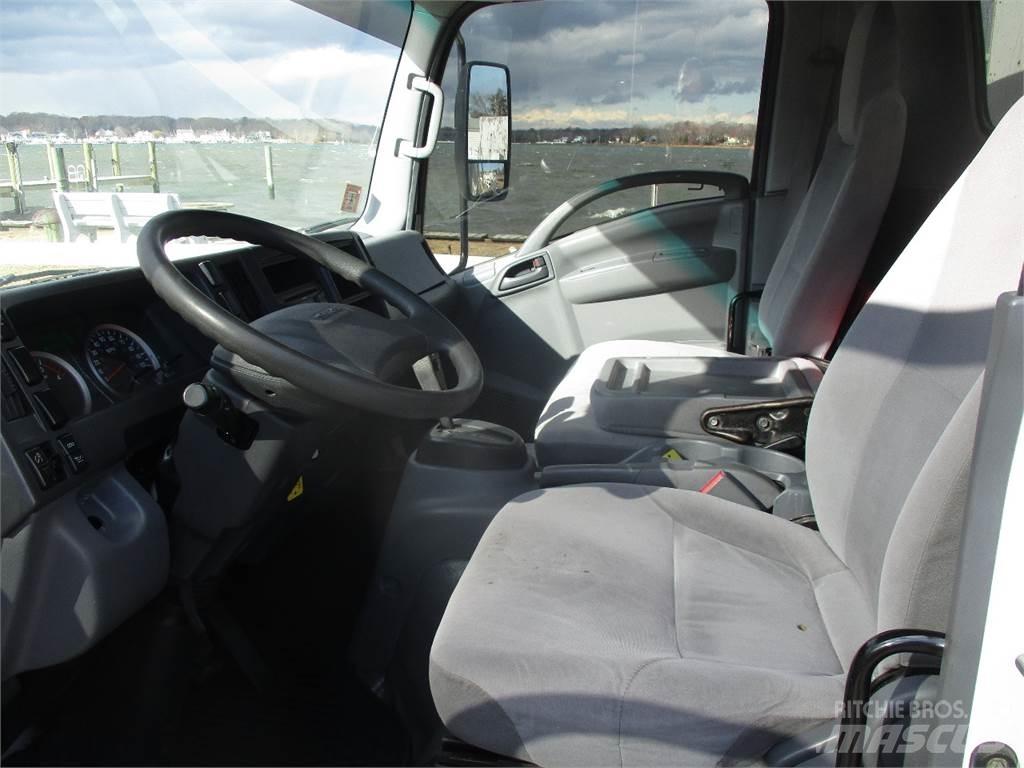 Isuzu NRR Комунальні автомобілі / автомобілі загального призначення