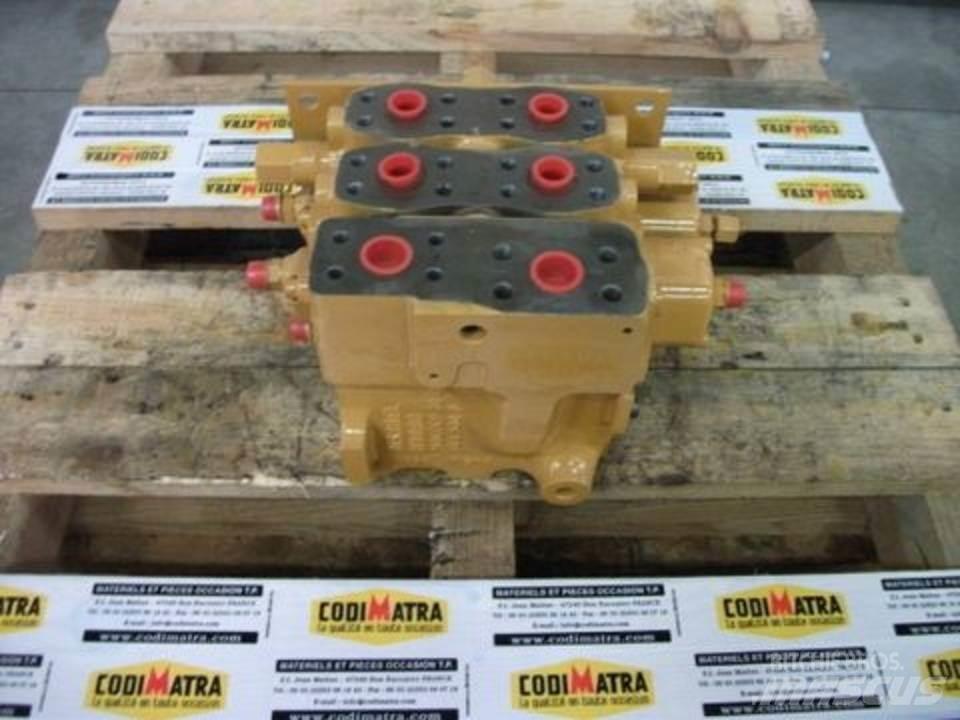 CASE 888P Гідравліка