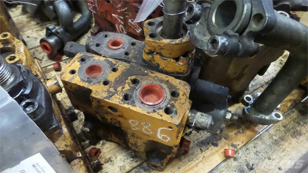 CASE 988 Гідравліка