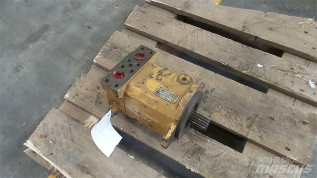 CAT 211B Гідравліка