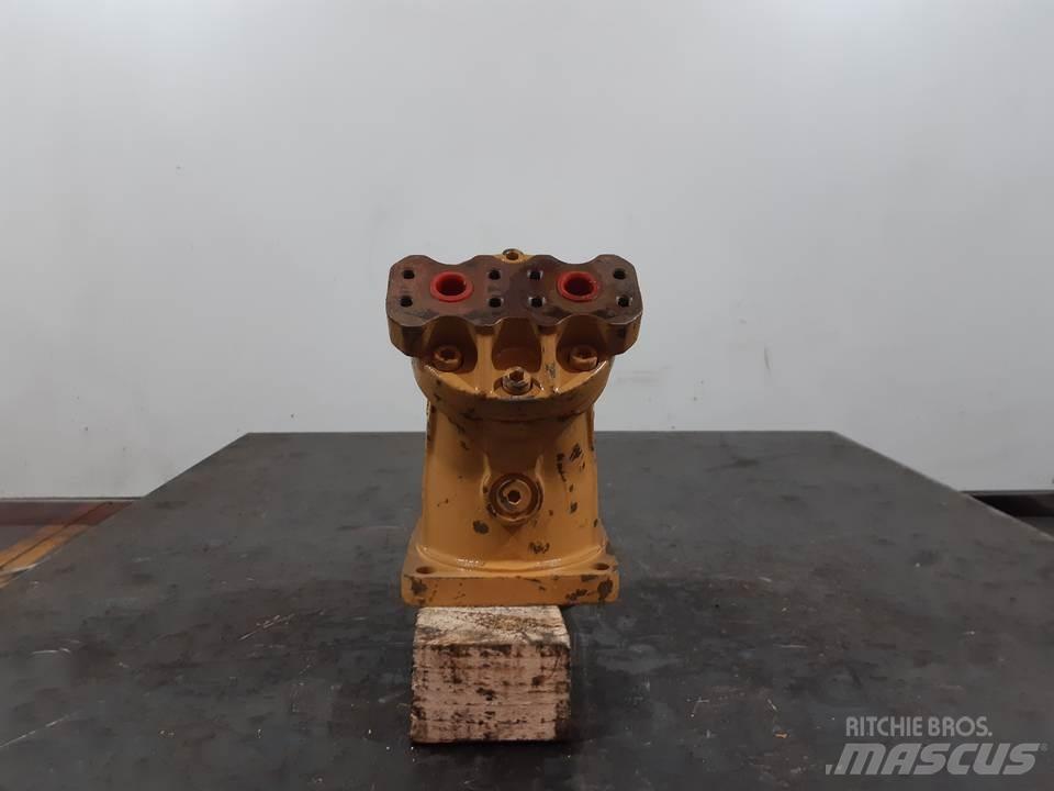 CAT 215 Гідравліка