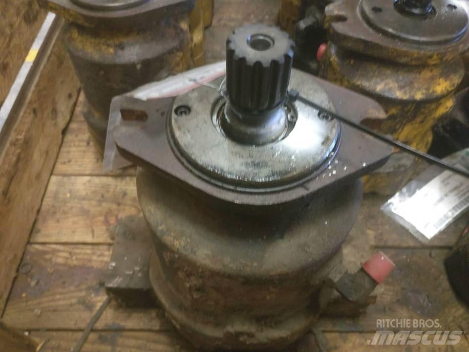 CAT 215 Гідравліка