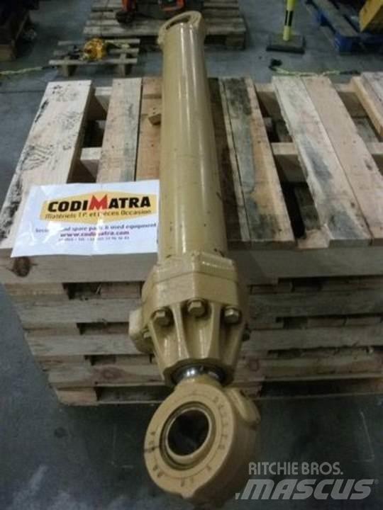 CAT 215 Гідравліка