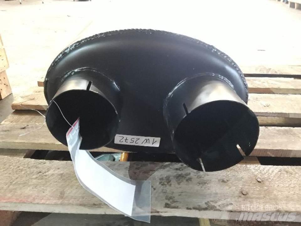 CAT 225 Двигуни