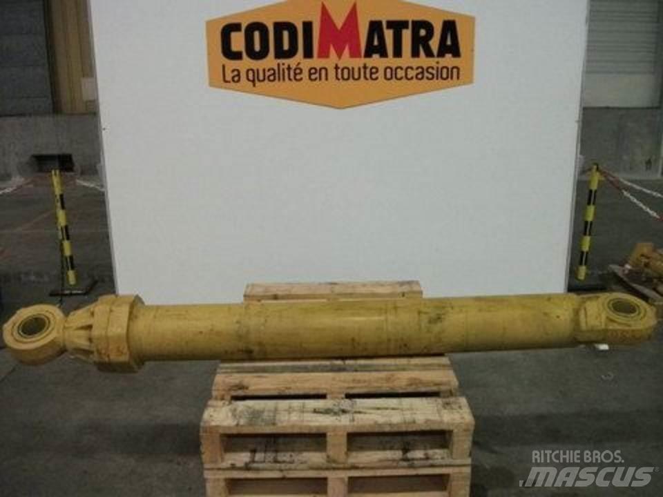 CAT 235 Гідравліка