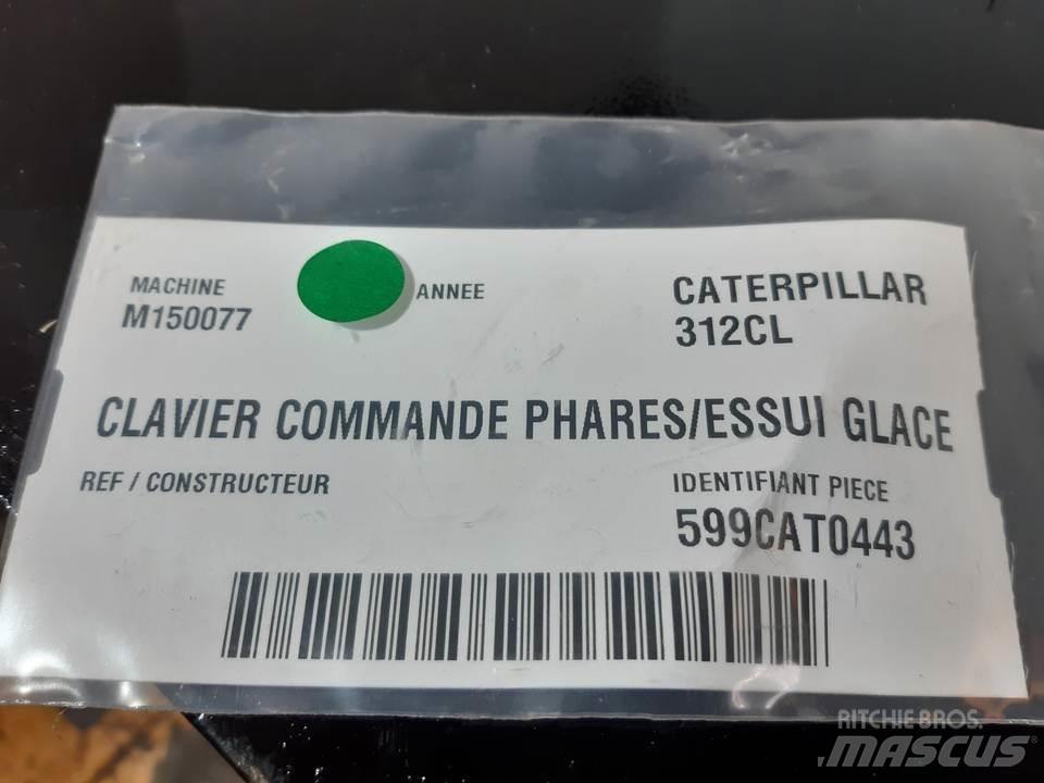 CAT 312CL Кабіна