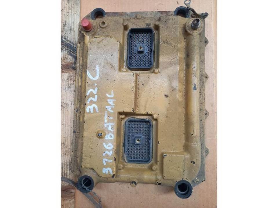 CAT 322C Кабіна