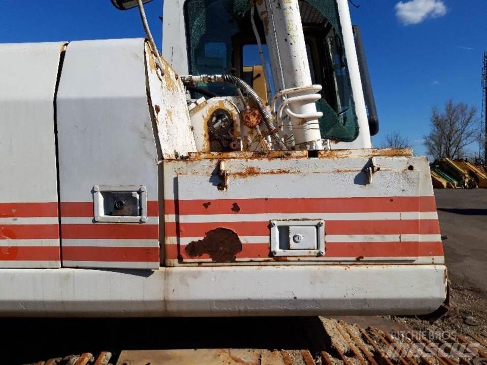 CAT 325LN Кабіна