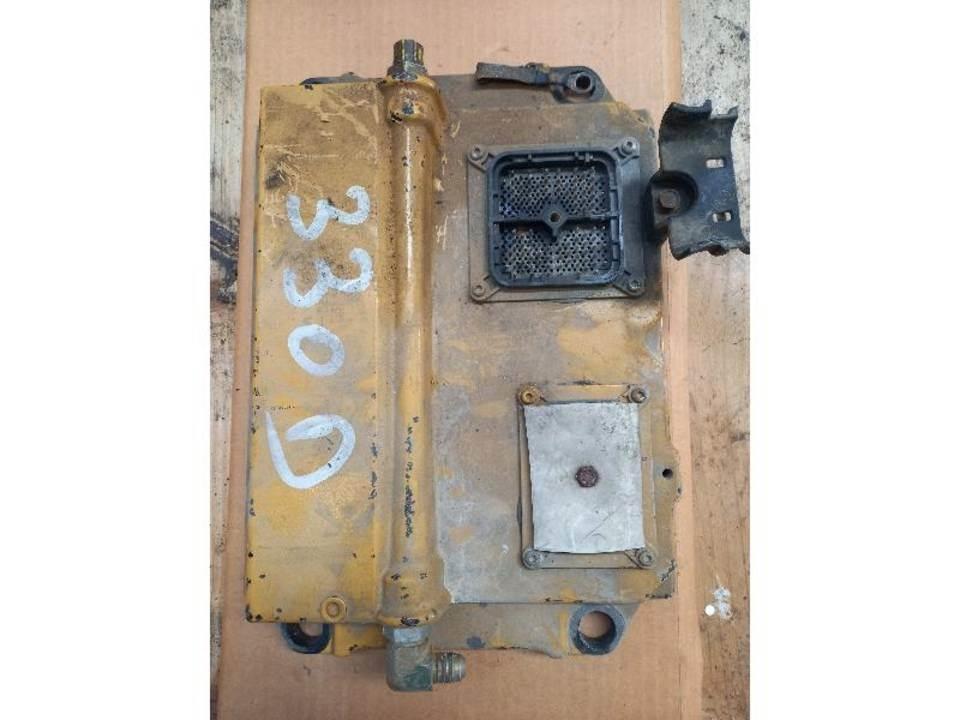 CAT 330D Кабіна