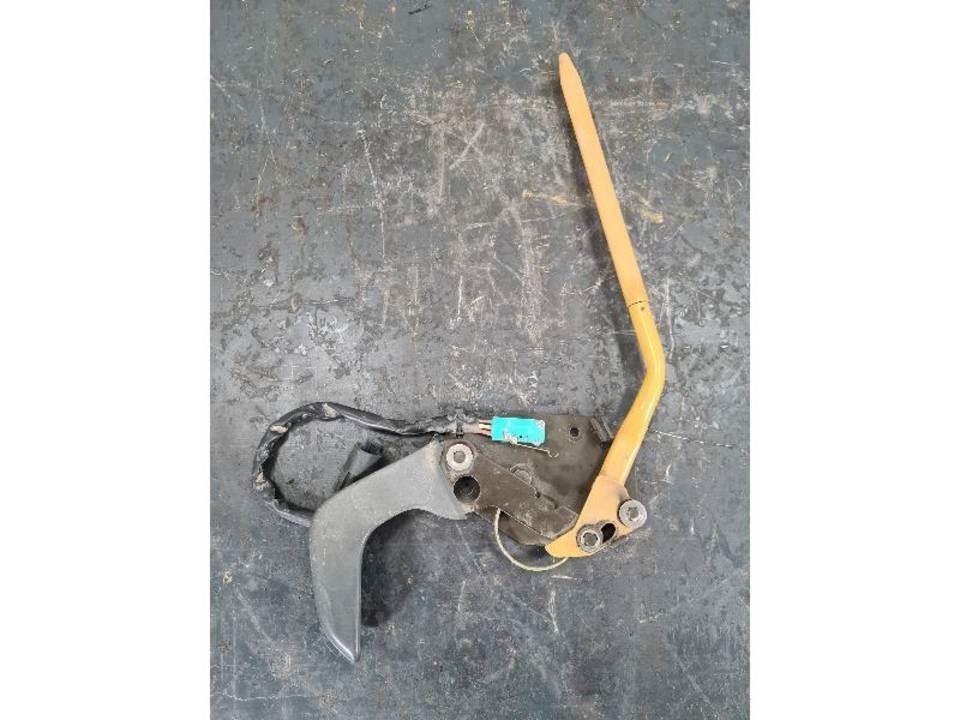 CAT 336DL Кабіна
